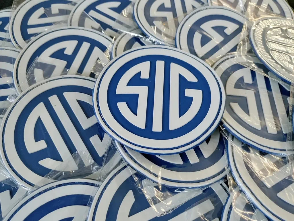 SIG Sauer 2D PVC PATCHES - BLUE/WHITE - PVCPATCHWORLD.STORE