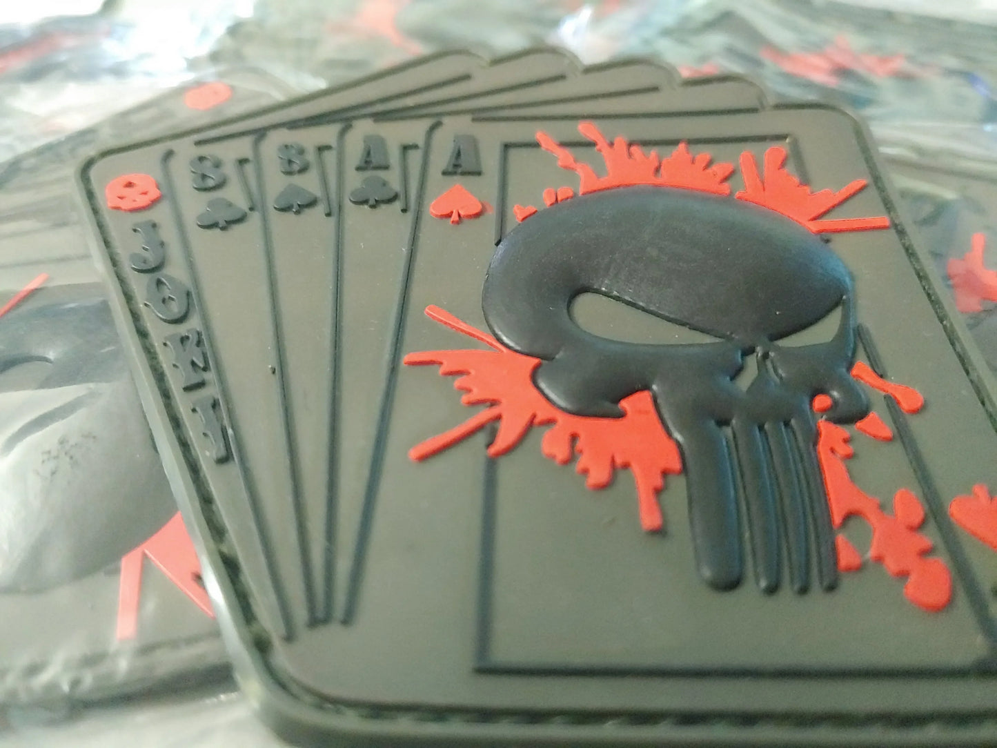 ACES OF SPADE SCULL 3D PVC PATCH - LOW VISIBILITY - PVCPATCHWORLD.STORE