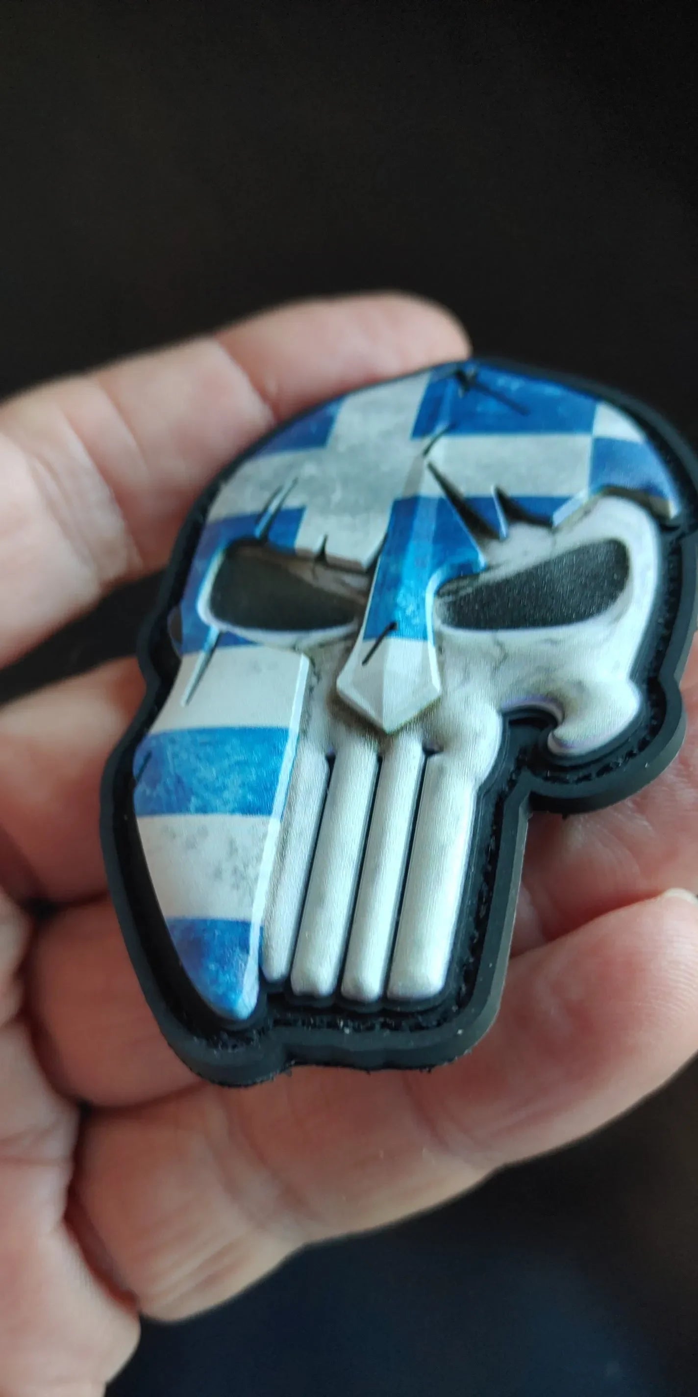SPARTAN SCULL - GREEK FLAG 3D PVC PATCH - PVCPATCHWORLD.STORE