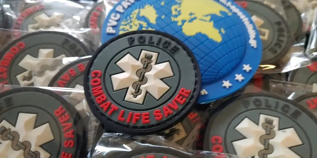 COMBAT LIFE SAVER - POLICE - 3D PVC PATCH - PVCPATCHWORLD.STORE