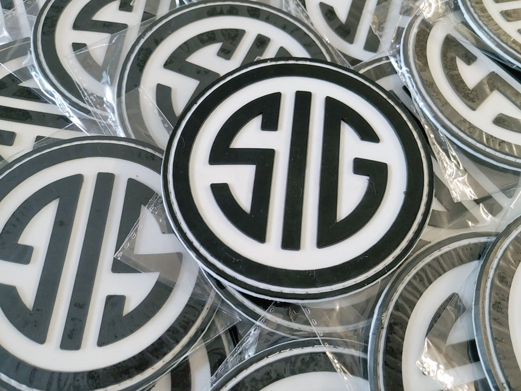 SIG Sauer 2D PVC PATCHES - BLACK/WHITE